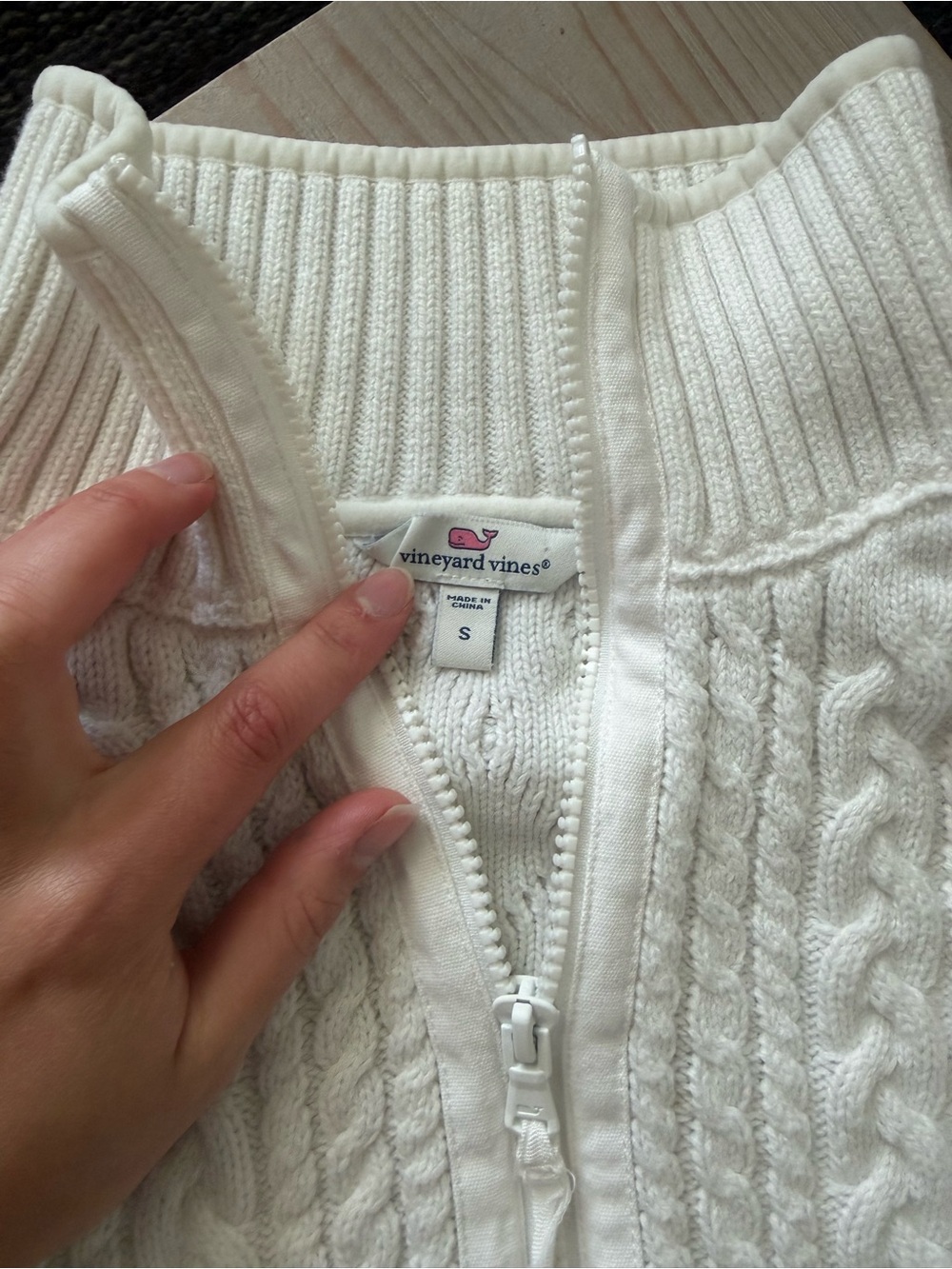 Vineyard Vines Women’s Sweater Fleece Quarter Zip Pullover - Picture 2 of 5
